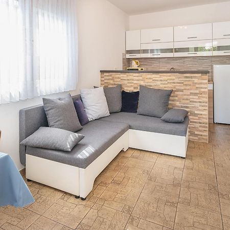 Apartments Magla With Terrace Baska  Luaran gambar